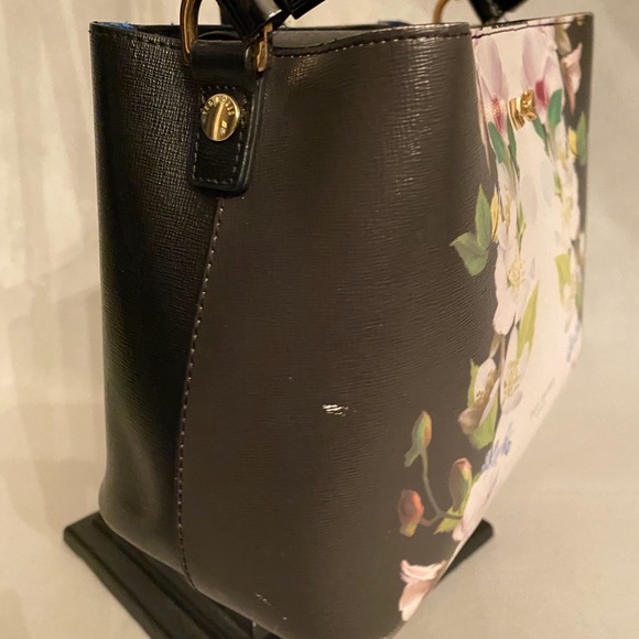 ๐๐TED BAKER Baila Shoulder Bag๐๐ - Picture 6 of 8